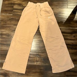 Nike Wide Leg Phoenix Sweats
